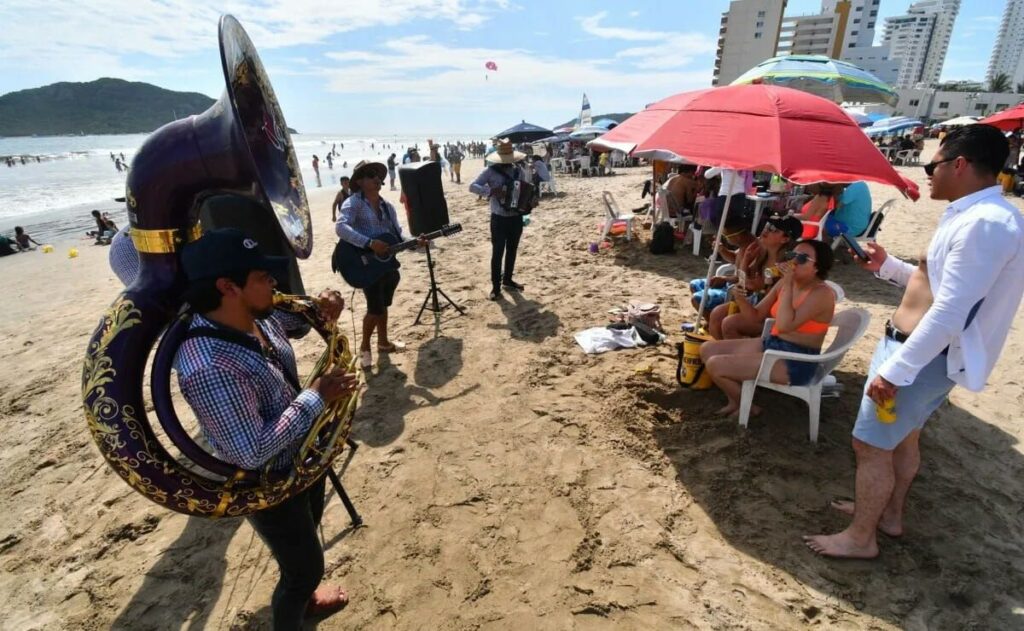 Restricción de banda en Mazatlán genera controversia
