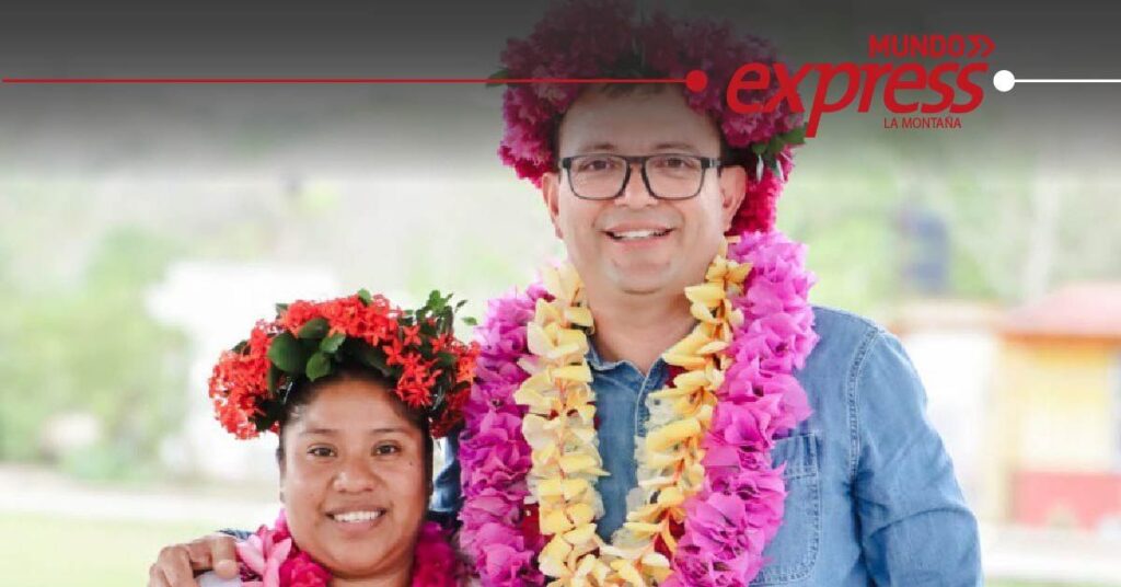 Habitantes de Atlapexco brindan respaldo a Julián Nochebuena y Gabriela Naranjo