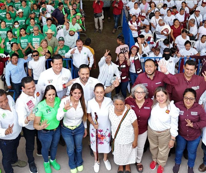 Promete Sheinbaum terminar carretera que unirá a las huastecas, en Huejutla