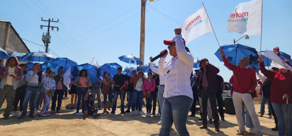 Llaman Martha y Liz a la unidad para el desarrollo de Omitlán