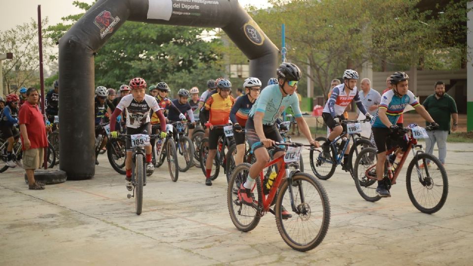 Inician Celebraciones del 158 Aniversario de la Gestaza Heroica del “Tordo” en Huejutla