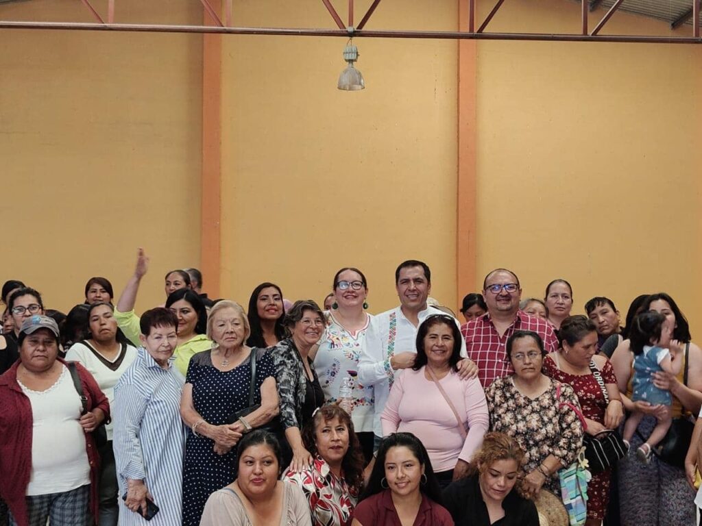 Insta Ricardo Crespo a revalorar el rol de la mujer