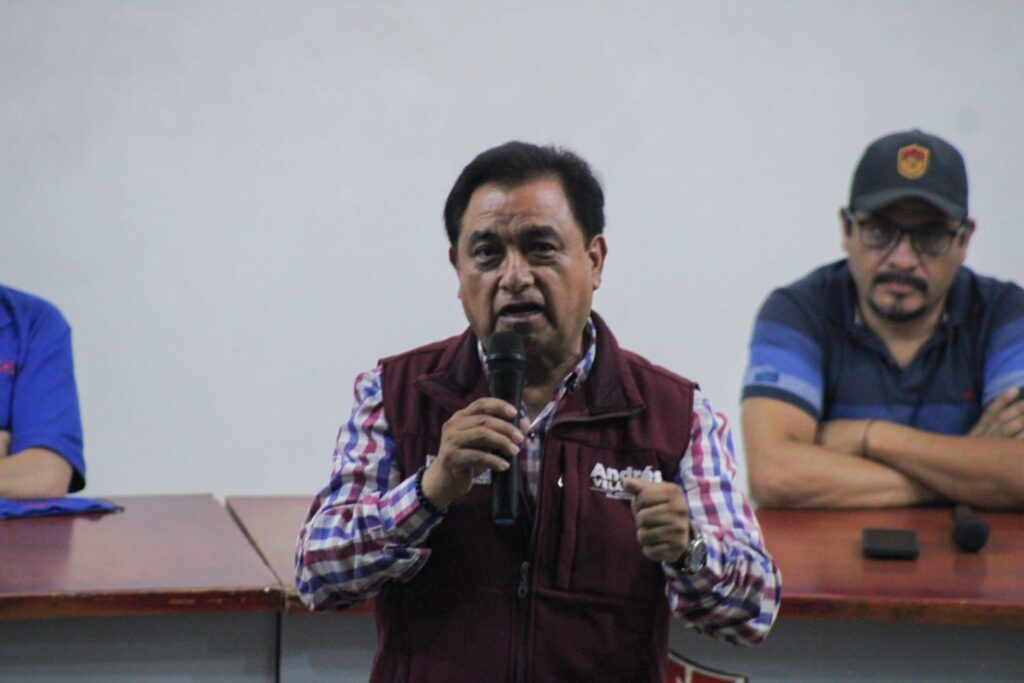 Andrés Velázquez extiende apoyo a SME