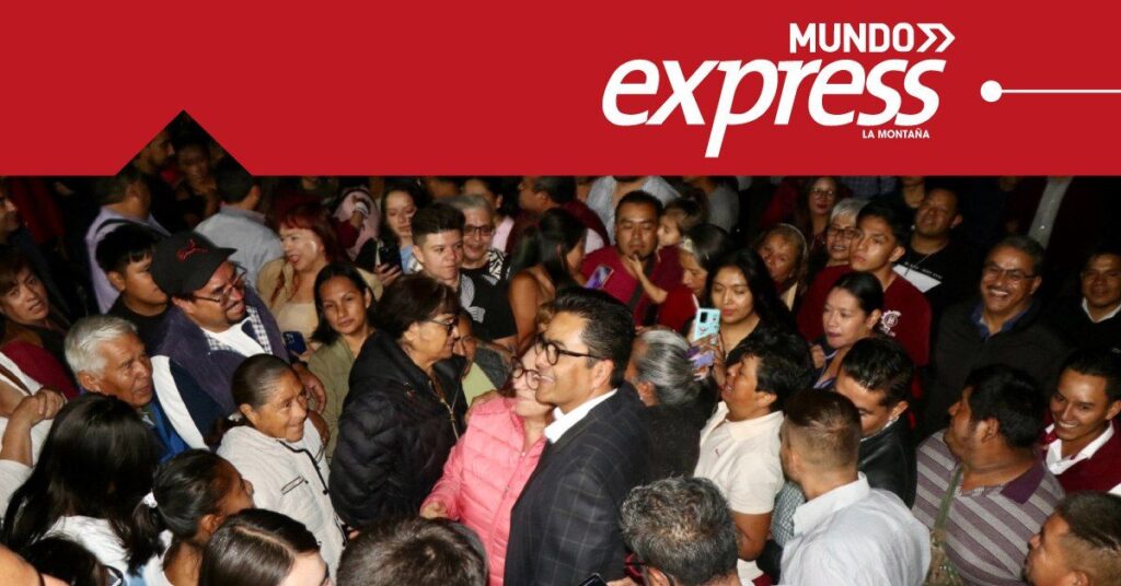 ¡Lo logró! Lalo Medécigo recibe su constancia de mayoría relativa