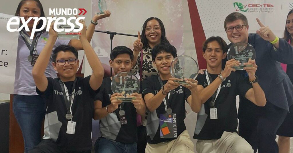 ¡Orgullo! Estudiantes de Huejutla ganan 1er lugar en Thackathón Nacional