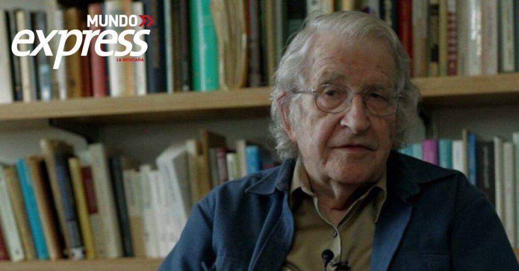 ¡Sigue vivo! Desmienten muerte de Noam Chomsky