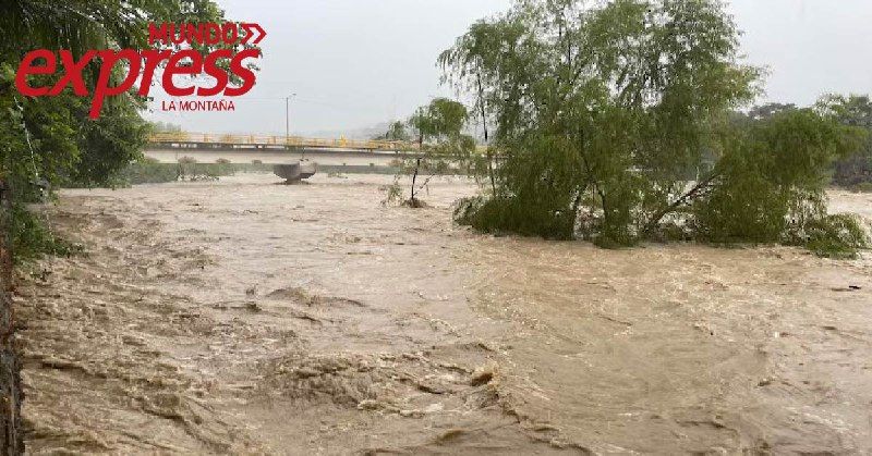 Los estragos dejados en San Felipe y Huejutla por las intensas lluvias