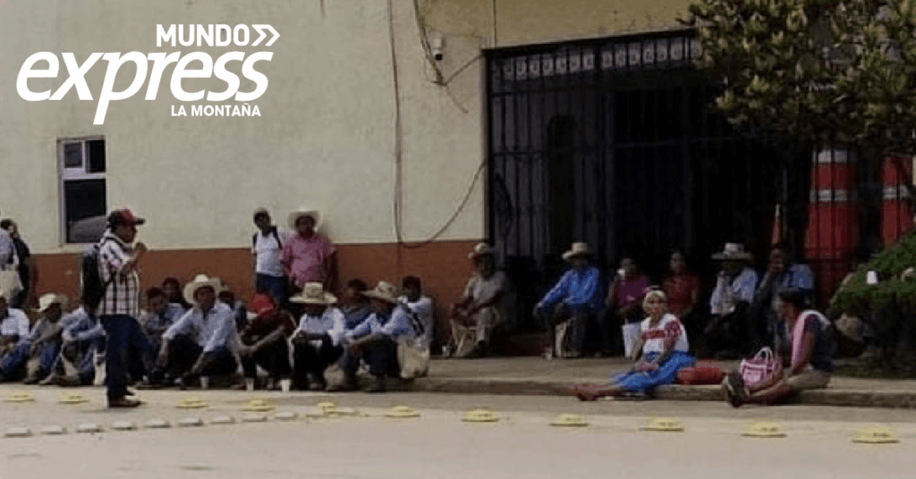 ¡Alerta! Detienen a 20 funcionarios de Huautla ¡Por falta de obra!