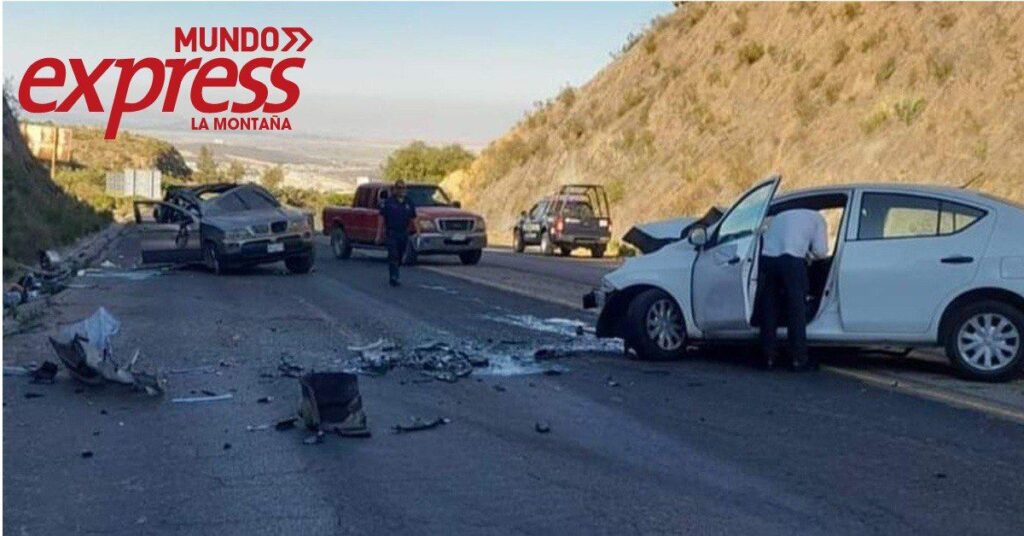 2 mujeres fallecen en Corredor de la Montaña