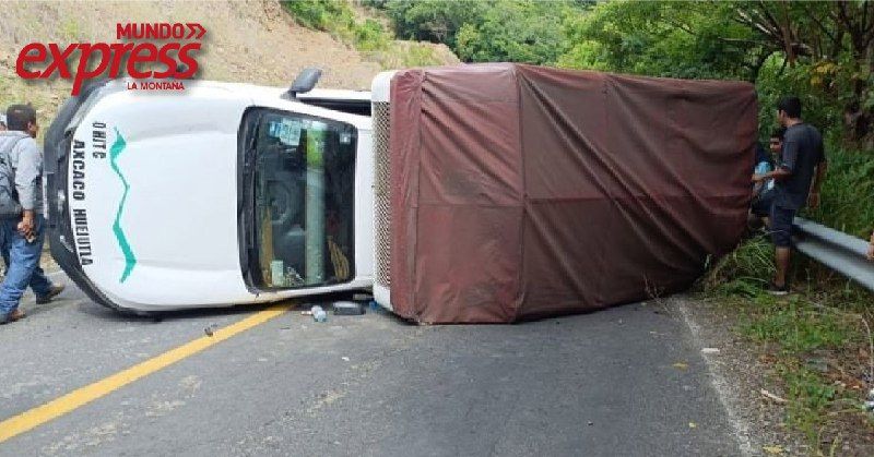 16 heridos en volcadura de Huejutla