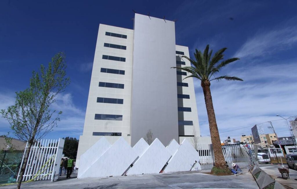 Trascendido: Garganta no tan Profunda (27 de febrero)