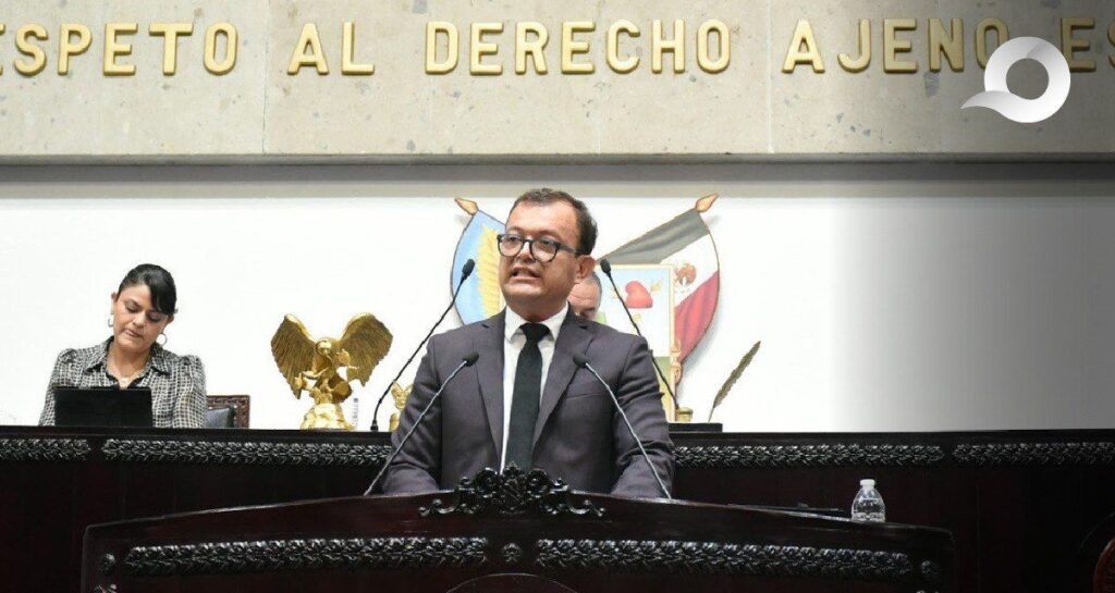 Hidalgo elimina arancel para abogados y avala reformas en áreas sociales