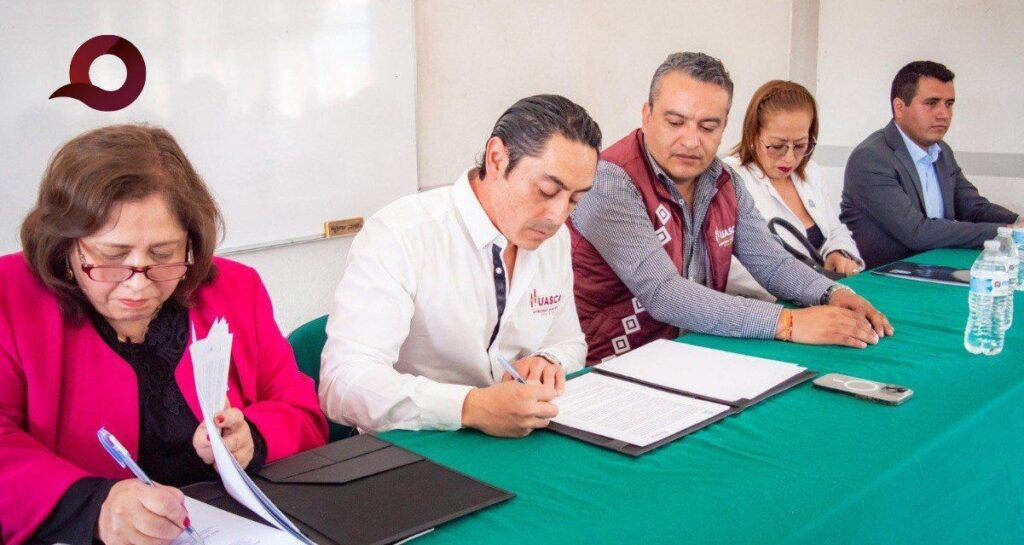 Huasca de Ocampo firma convenio con ITLA MX para becas y prácticas profesionales