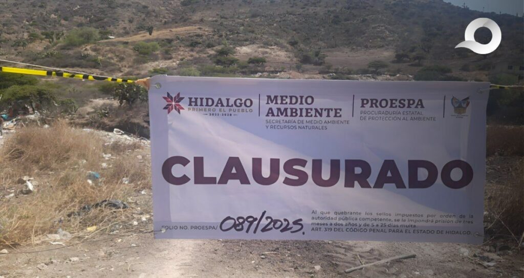 Hidalgo va contra publicidad ilegal en la carretera a Mineral del Chico