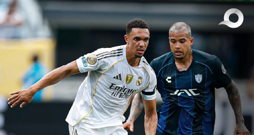 Real Madrid vence 3-1 a Pachuca con un hombre menos en el Mundial de Clubes